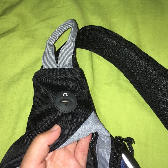 Wilcor Shoulder Bag - Picture 5 of 7